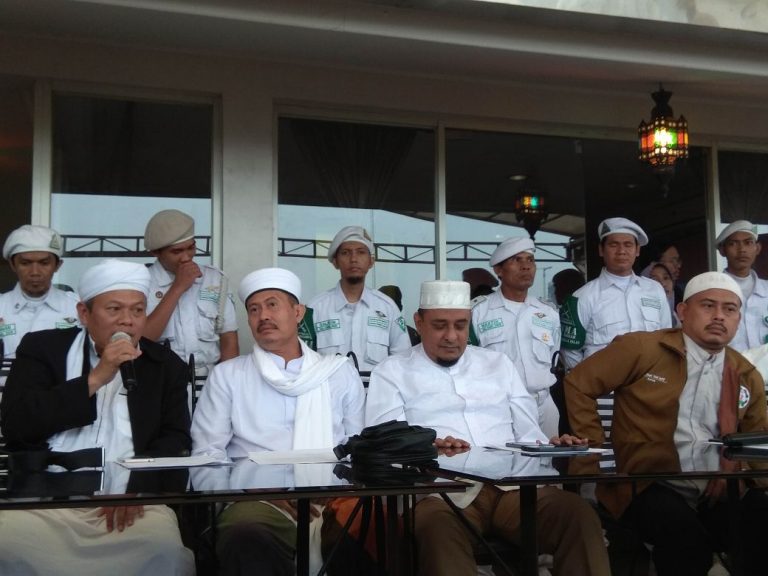 BreakingNews Ini Hasil Konpers Tim 11 Alumni 212 Tentang Pertemuan Dengan Jokowi