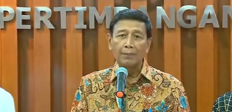 WIRANTO TURUN GUNUNG, KONFIRMASI KEGALAUAN ISTANA PADA AKSI MAHASISWA 11 APRIL ?