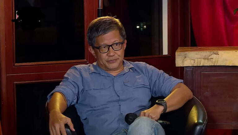 ROCKY GERUNG TIDAK MELANGGAR HUKUM