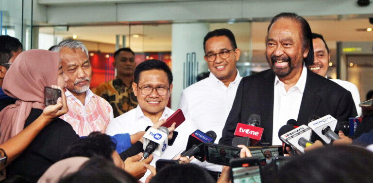 HAK ANGKETMAGNET GERAKAN RAKYAT