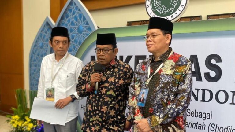 PIK 2 DAN PERJUANGAN  KEAGAMAAN
