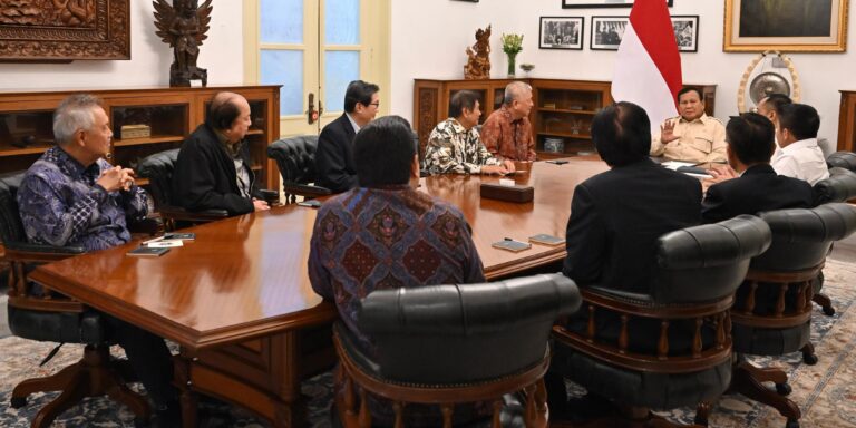 PRABOWO GEMAR MENYAKITI HATI RAKYAT