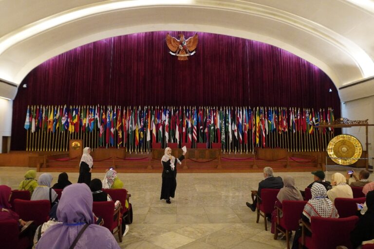 Pejabat dan Aktivis Asia Pasifik Bahas Krisis Palestina di Bandung